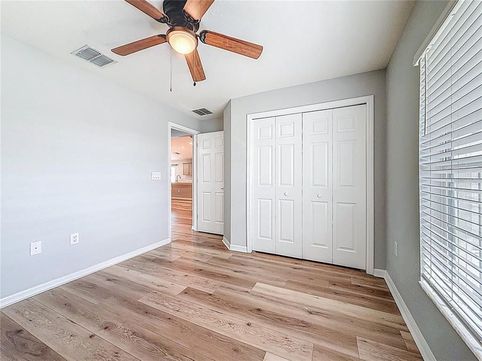 For Rent: $2,400 (4 beds, 2 baths, 1711 Square Feet)