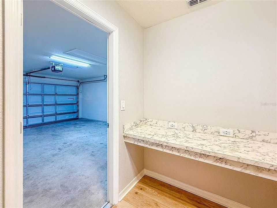 For Rent: $2,400 (4 beds, 2 baths, 1711 Square Feet)