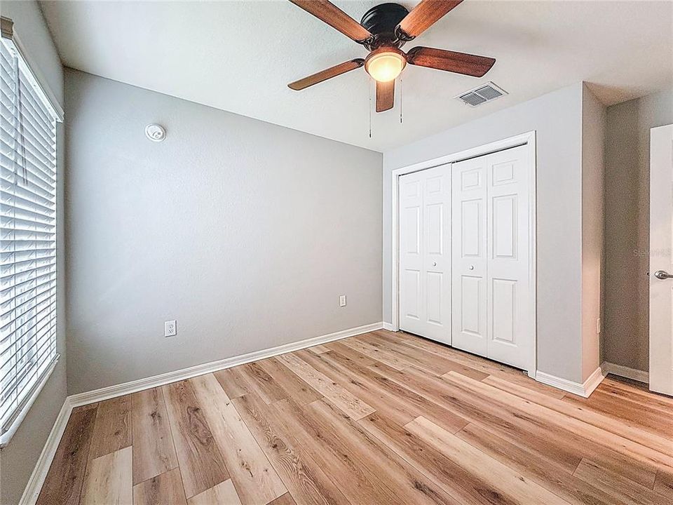 For Rent: $2,400 (4 beds, 2 baths, 1711 Square Feet)