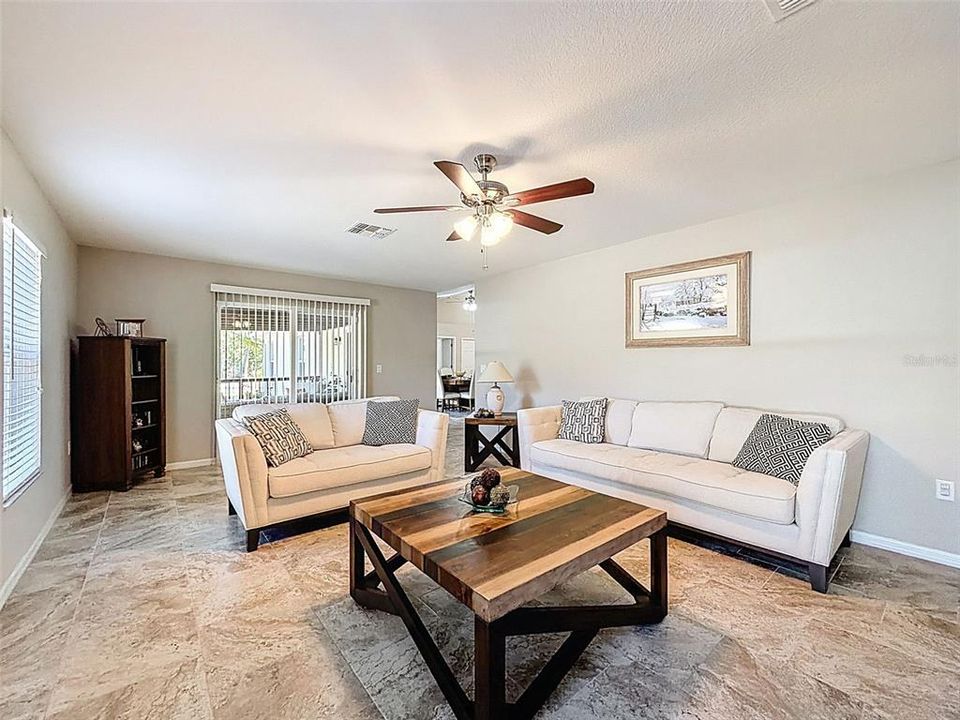 For Sale: $499,900 (4 beds, 3 baths, 2668 Square Feet)