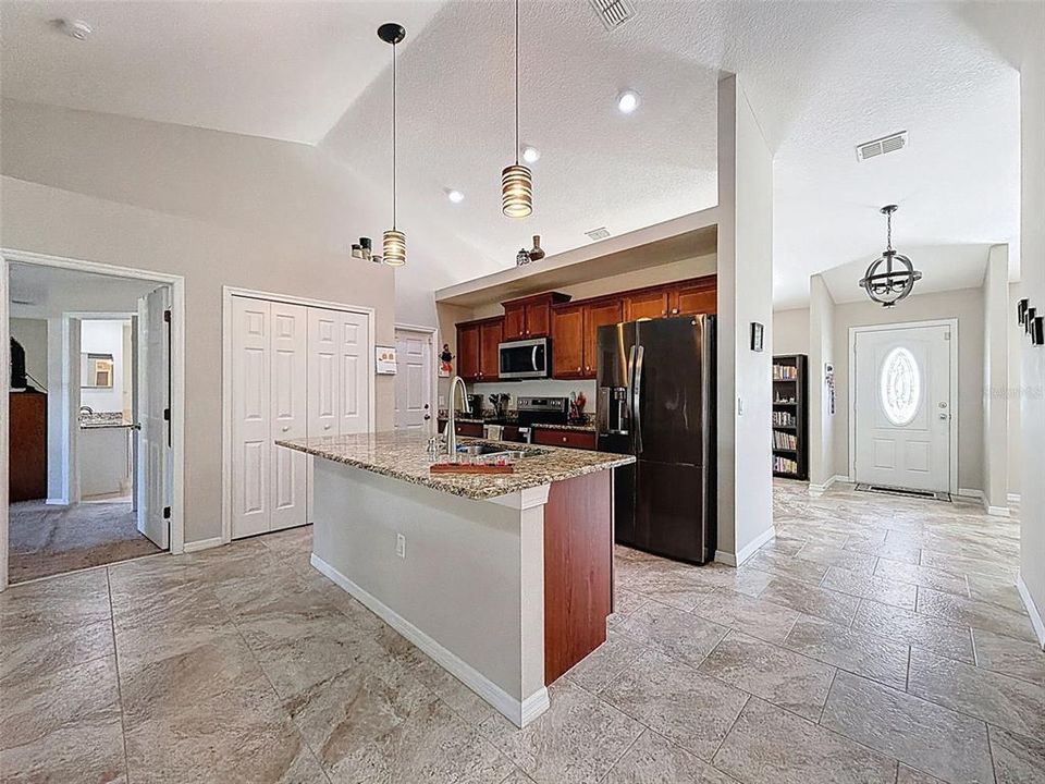 For Sale: $499,900 (4 beds, 3 baths, 2668 Square Feet)