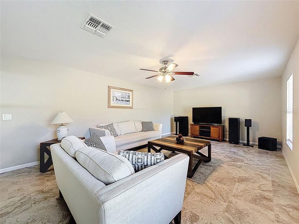 For Sale: $499,900 (4 beds, 3 baths, 2668 Square Feet)