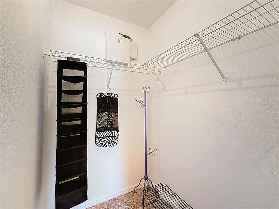 For Sale: $499,900 (4 beds, 3 baths, 2668 Square Feet)