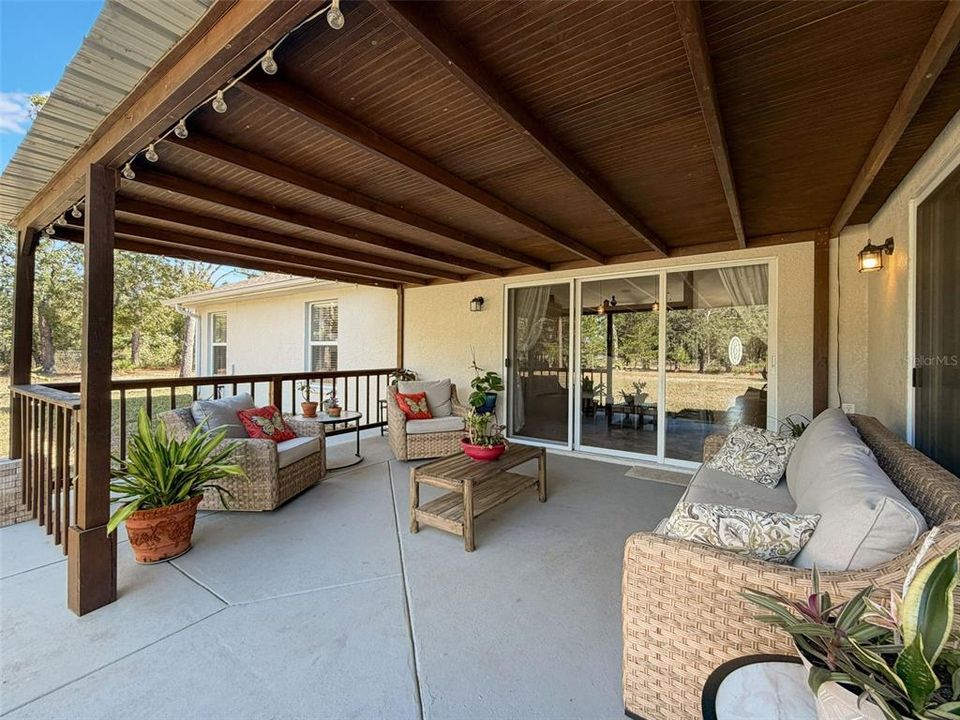 For Sale: $499,900 (4 beds, 3 baths, 2668 Square Feet)