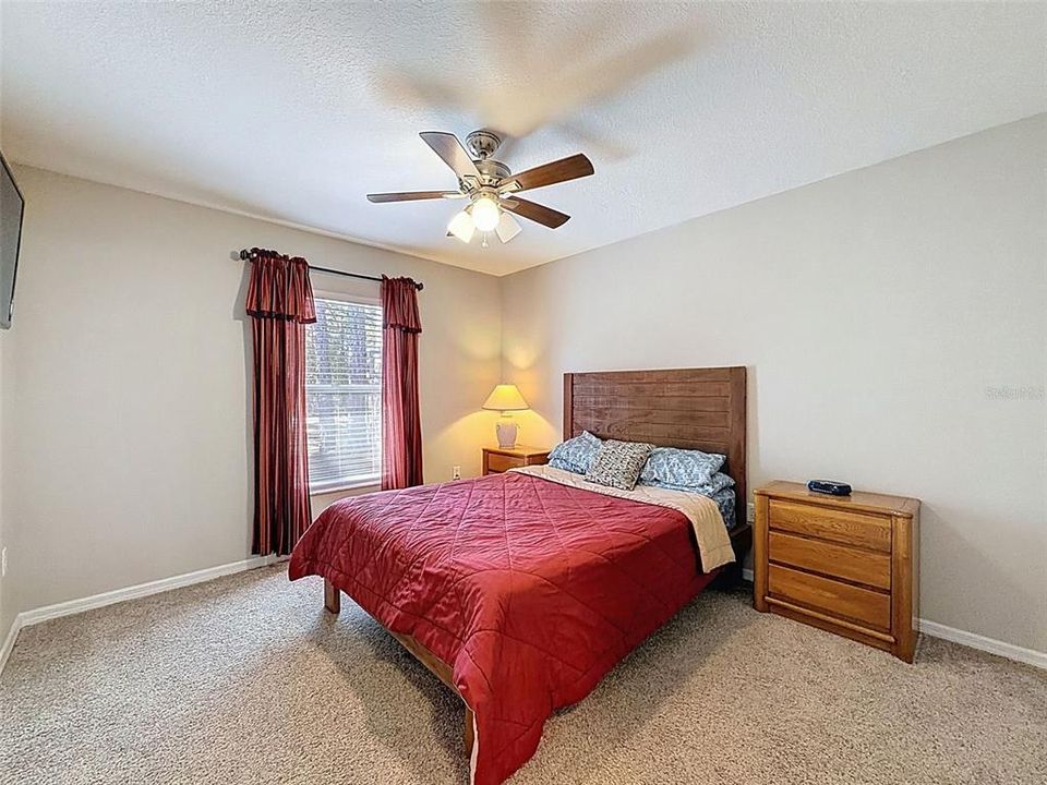 For Sale: $499,900 (4 beds, 3 baths, 2668 Square Feet)