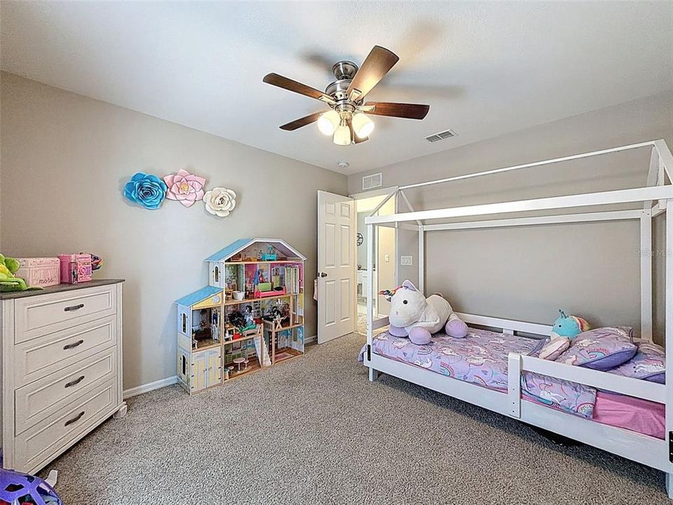 For Sale: $499,900 (4 beds, 3 baths, 2668 Square Feet)