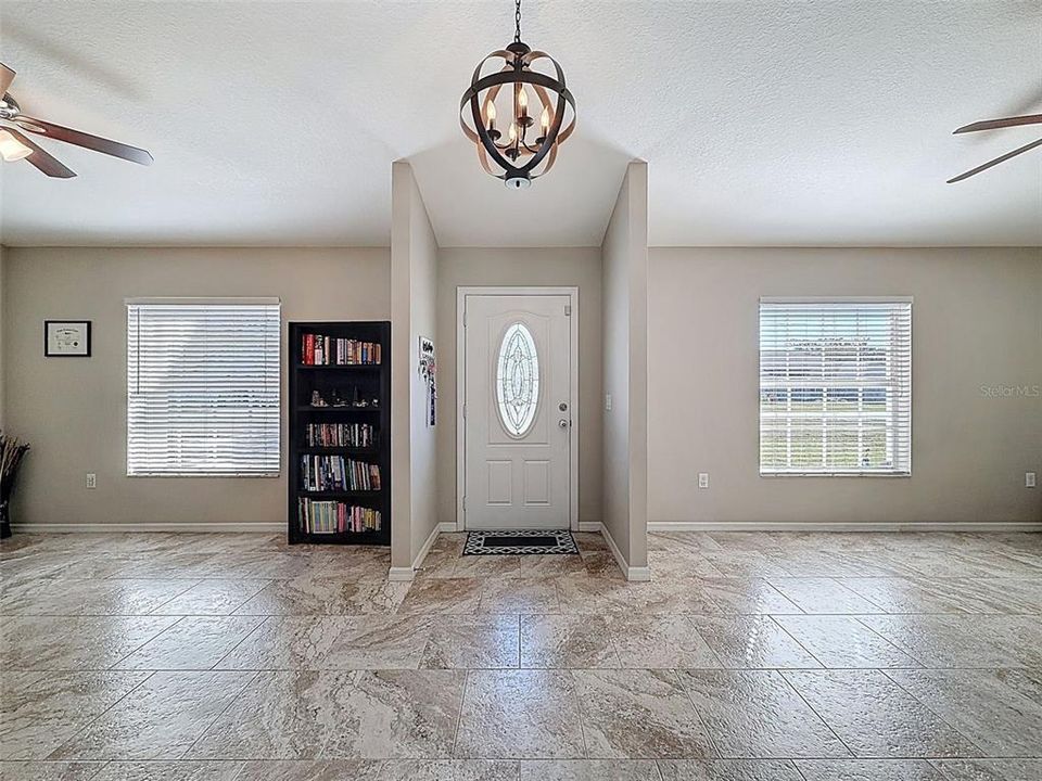 For Sale: $499,900 (4 beds, 3 baths, 2668 Square Feet)