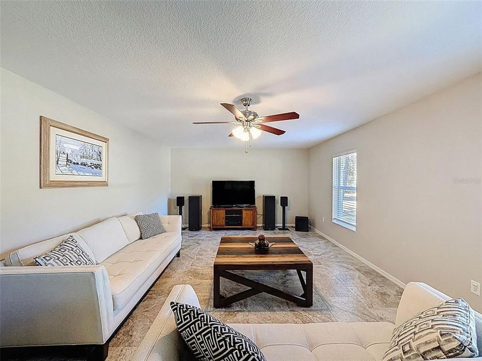 For Sale: $499,900 (4 beds, 3 baths, 2668 Square Feet)