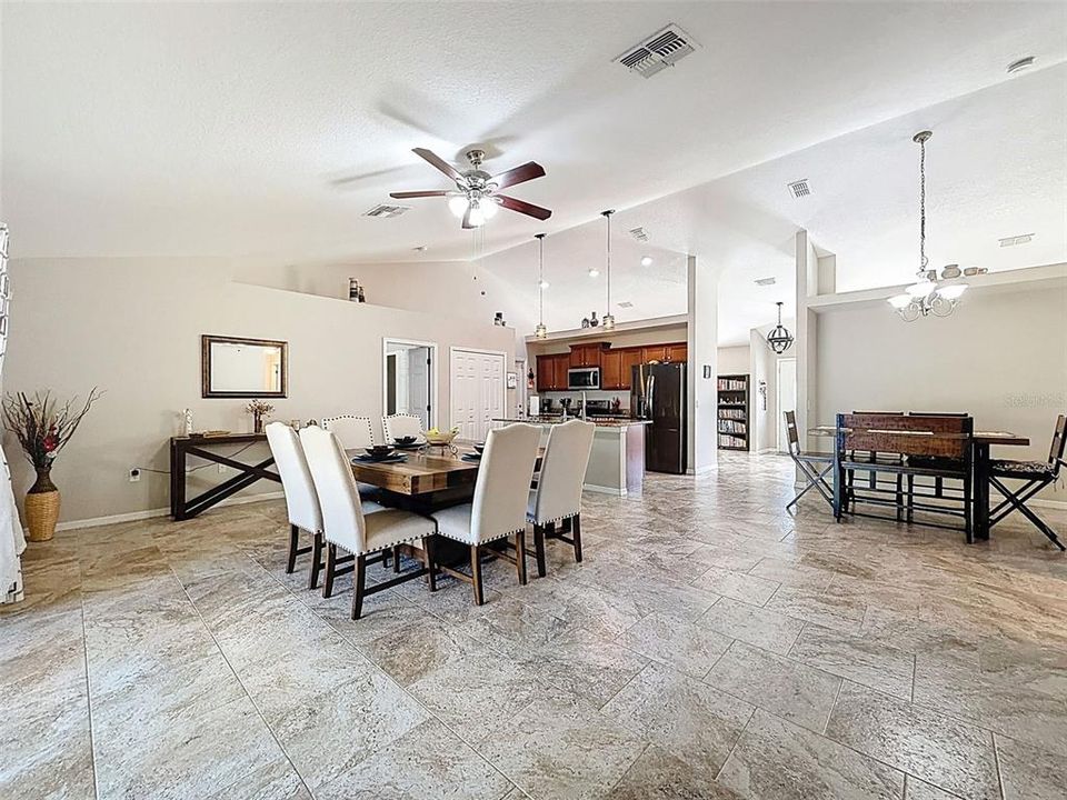 For Sale: $499,900 (4 beds, 3 baths, 2668 Square Feet)