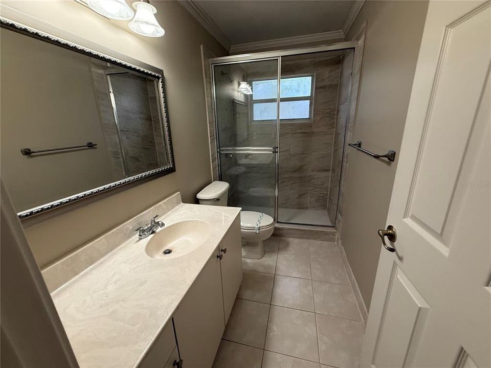 For Sale: $389,900 (3 beds, 2 baths, 1253 Square Feet)
