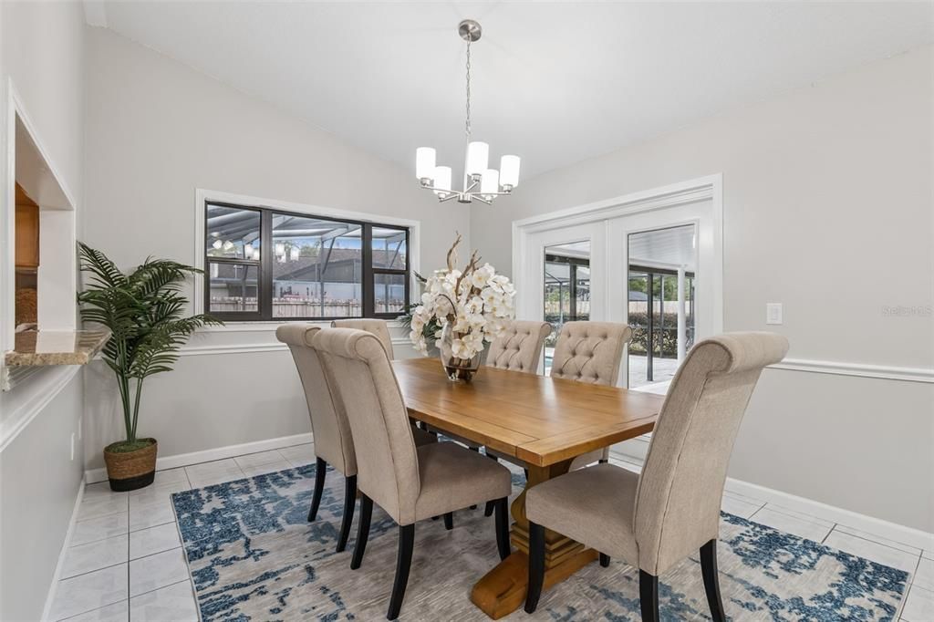 For Sale: $425,000 (4 beds, 2 baths, 1538 Square Feet)