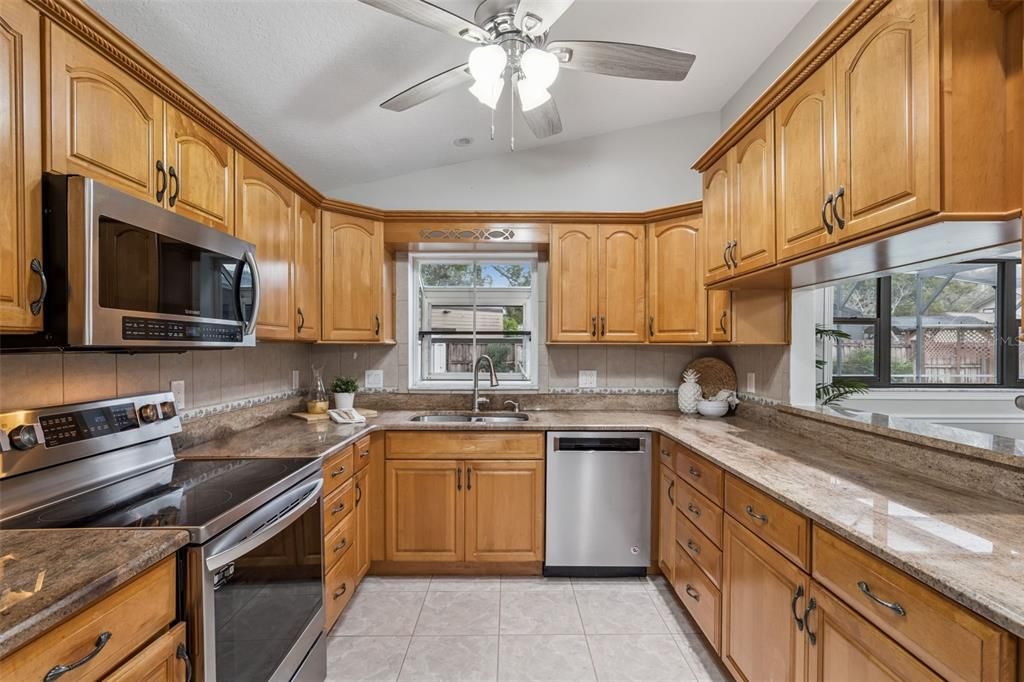 For Sale: $425,000 (4 beds, 2 baths, 1538 Square Feet)