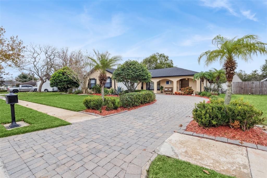 For Sale: $425,000 (4 beds, 2 baths, 1538 Square Feet)