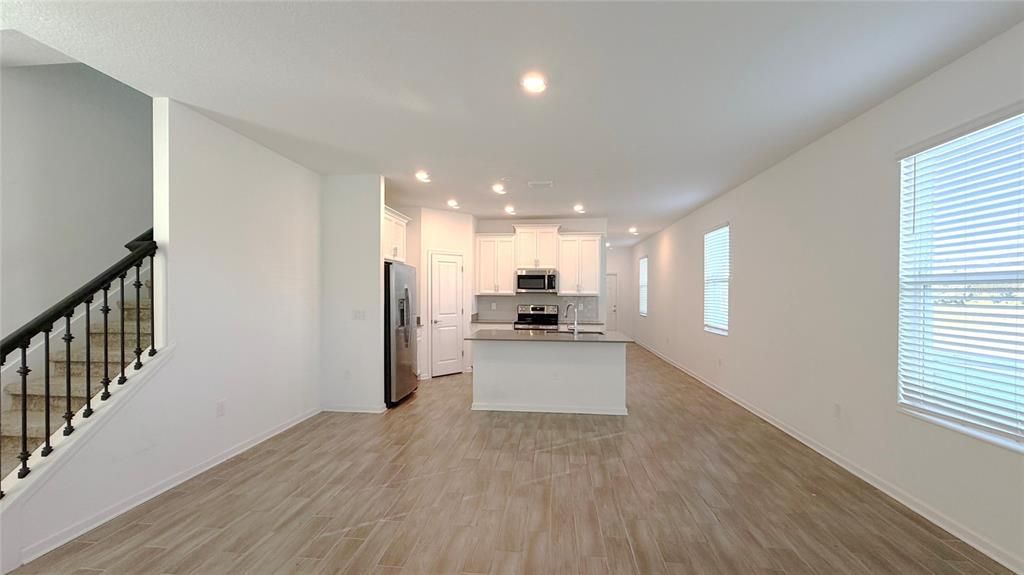 For Rent: $3,200 (4 beds, 3 baths, 2502 Square Feet)