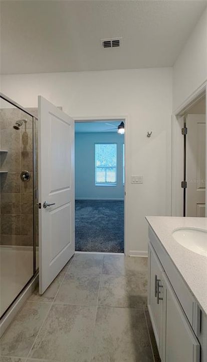 For Rent: $3,200 (4 beds, 3 baths, 2502 Square Feet)