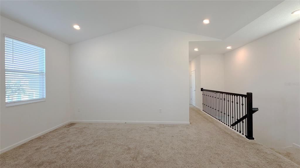 For Rent: $3,200 (4 beds, 3 baths, 2502 Square Feet)