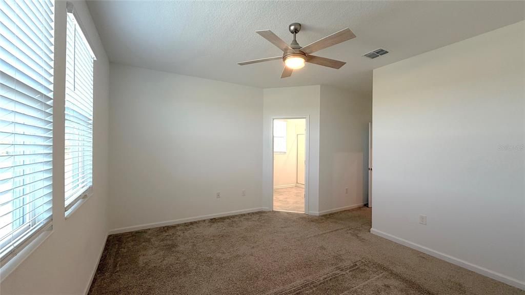 For Rent: $3,200 (4 beds, 3 baths, 2502 Square Feet)