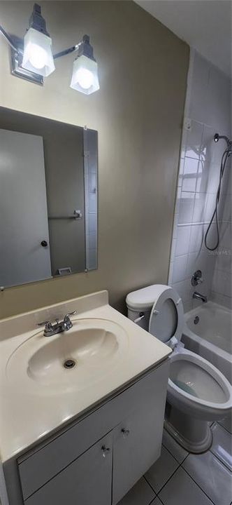 待售: $599,900 (3 贝兹, 2 浴室, 1688 平方英尺)