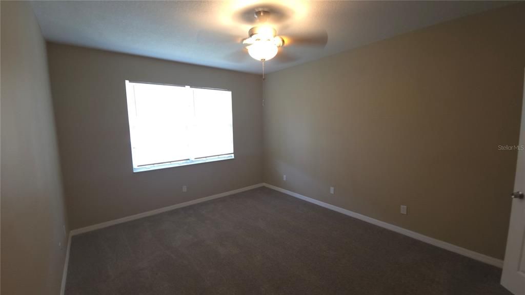 For Sale: $759,900 (5 beds, 3 baths, 3966 Square Feet)