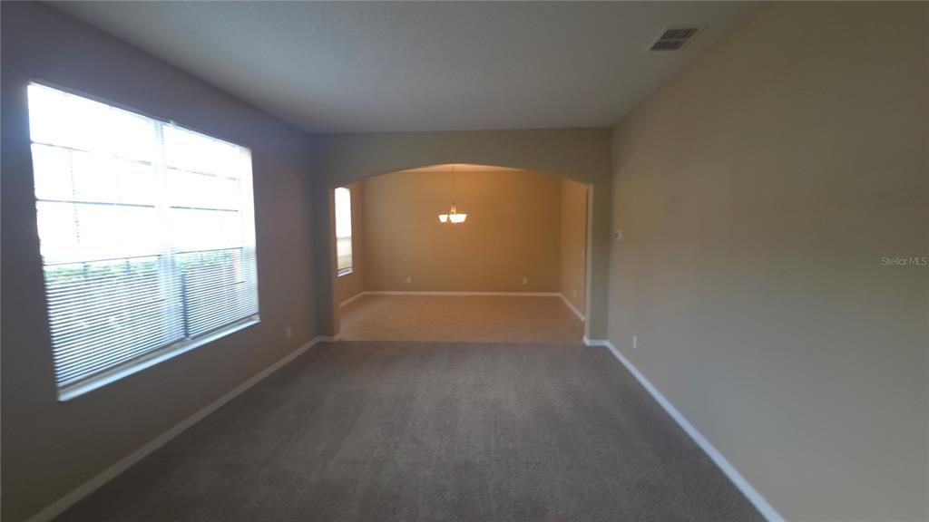 For Sale: $759,900 (5 beds, 3 baths, 3966 Square Feet)