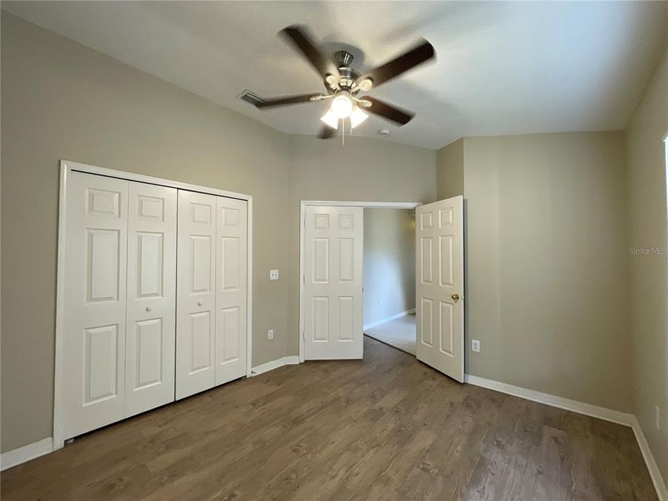 For Sale: $279,900 (3 beds, 2 baths, 1496 Square Feet)