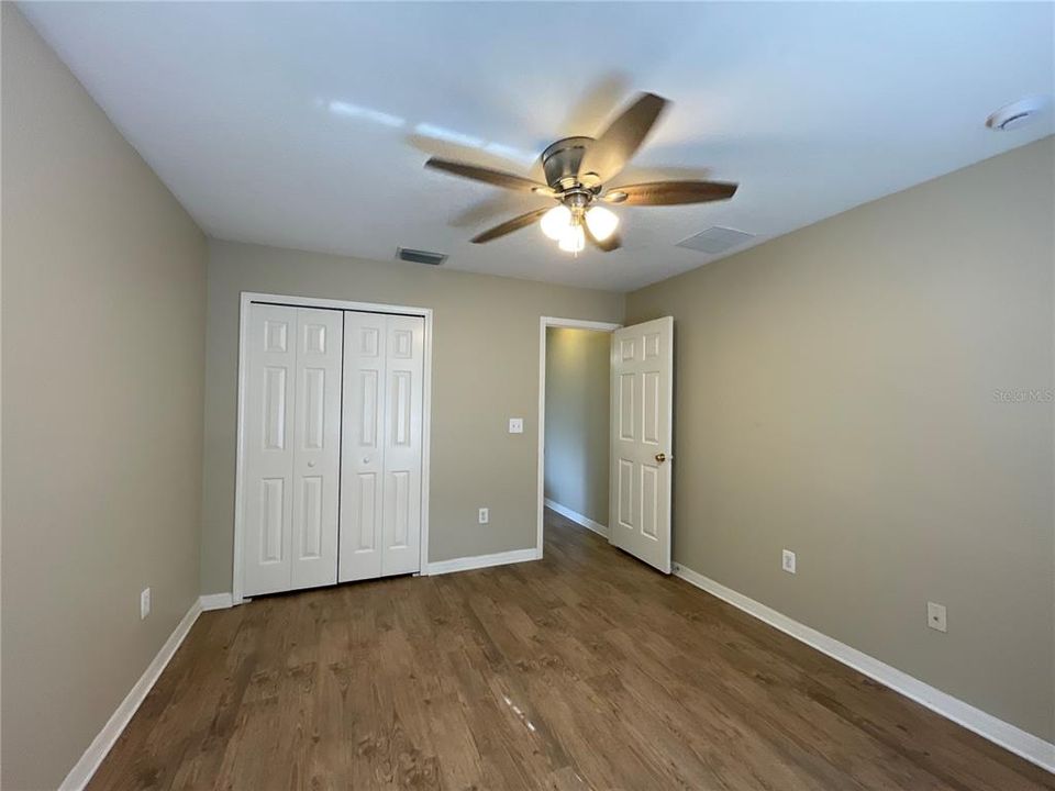 For Sale: $279,900 (3 beds, 2 baths, 1496 Square Feet)