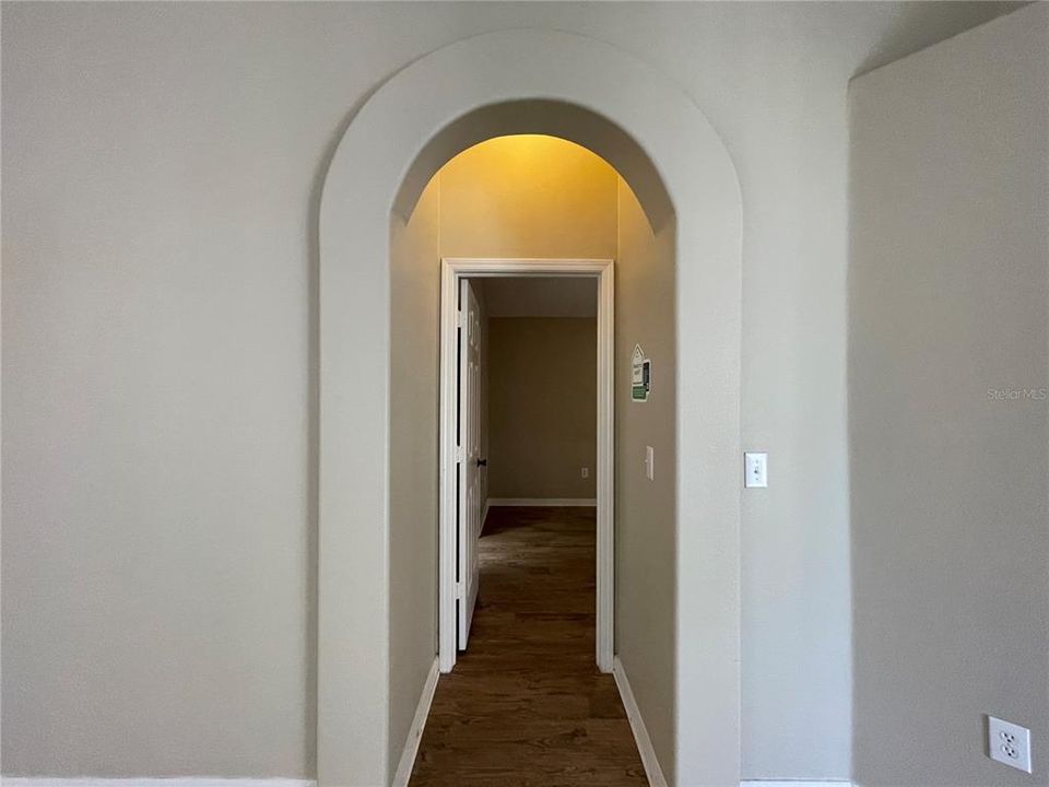 For Sale: $279,900 (3 beds, 2 baths, 1496 Square Feet)