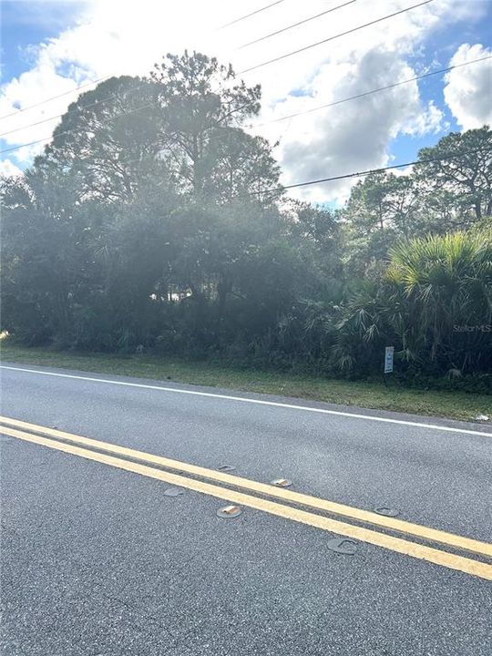 En Venta: $155,000 (1.03 acres)