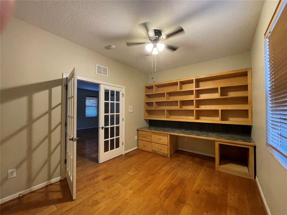 На продажу: $429,900 (3 спален, 2 ванн, 2671 Квадратных фут)