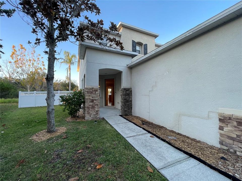 На продажу: $429,900 (3 спален, 2 ванн, 2671 Квадратных фут)