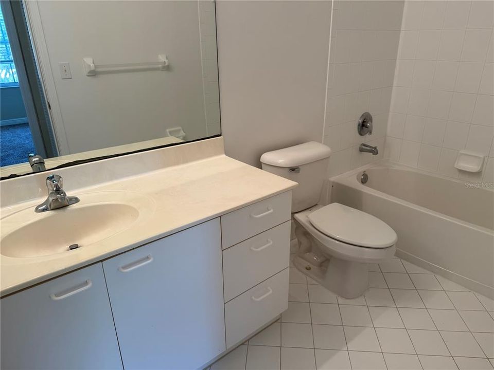 For Sale: $599,900 (4 beds, 2 baths, 2104 Square Feet)