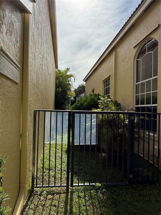 For Sale: $599,900 (4 beds, 2 baths, 2104 Square Feet)