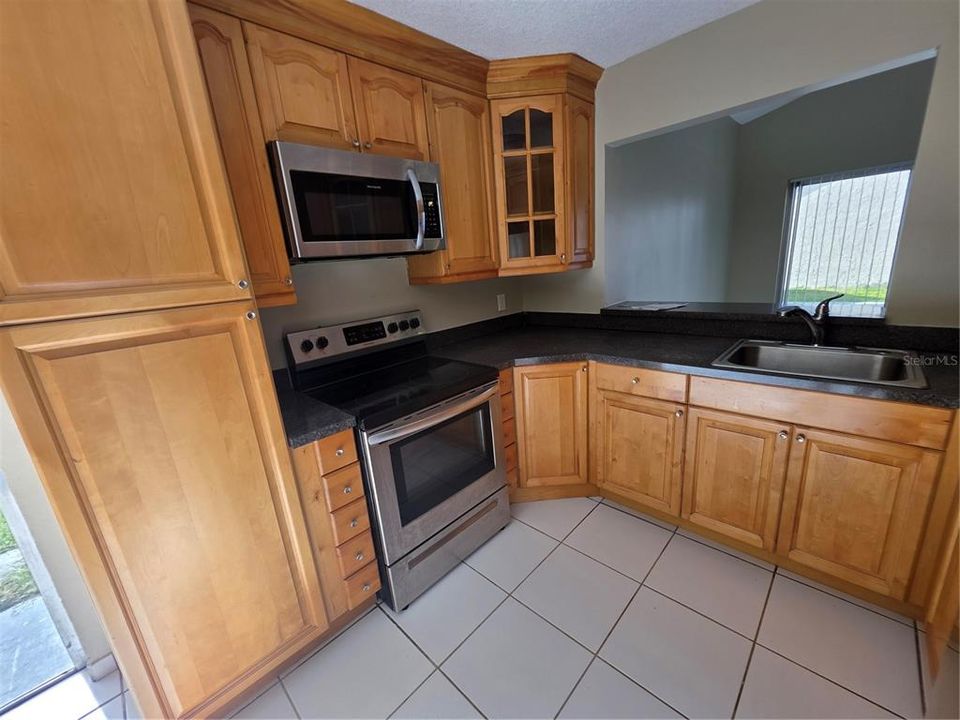 For Sale: $479,900 (3 beds, 2 baths, 1350 Square Feet)