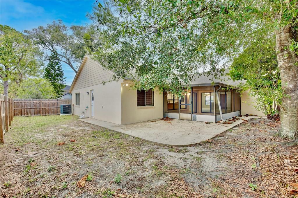 出租: $2,395 (4 贝兹, 3 浴室, 2092 平方英尺)