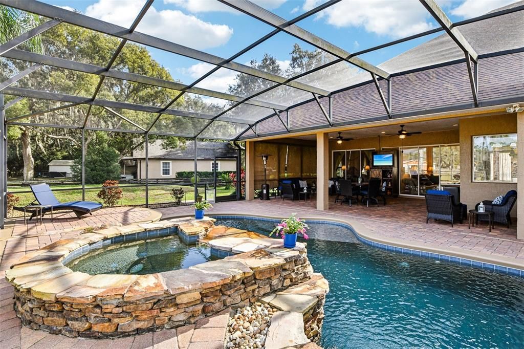 For Sale: $1,095,000 (4 beds, 3 baths, 2980 Square Feet)