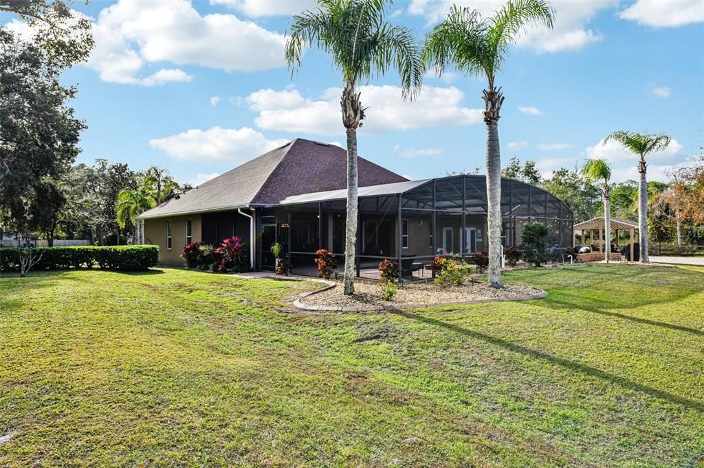 For Sale: $1,095,000 (4 beds, 3 baths, 2980 Square Feet)