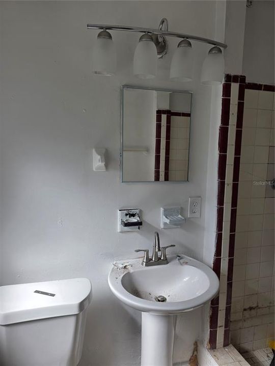 En Renta: $2,000 (3 camas, 2 baños, 1445 Pies cuadrados)