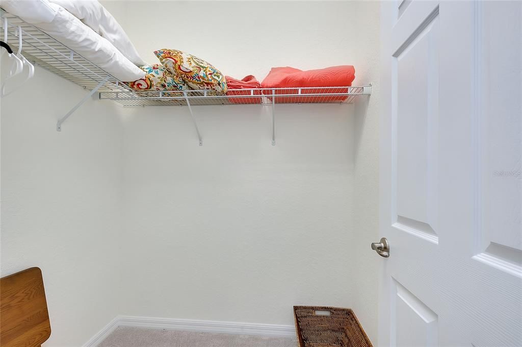 En Venta: $359,900 (3 camas, 2 baños, 1998 Pies cuadrados)