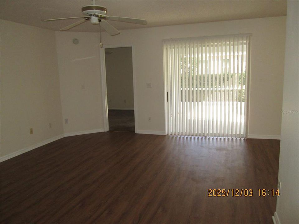 出租: $2,200 (2 贝兹, 2 浴室, 1359 平方英尺)