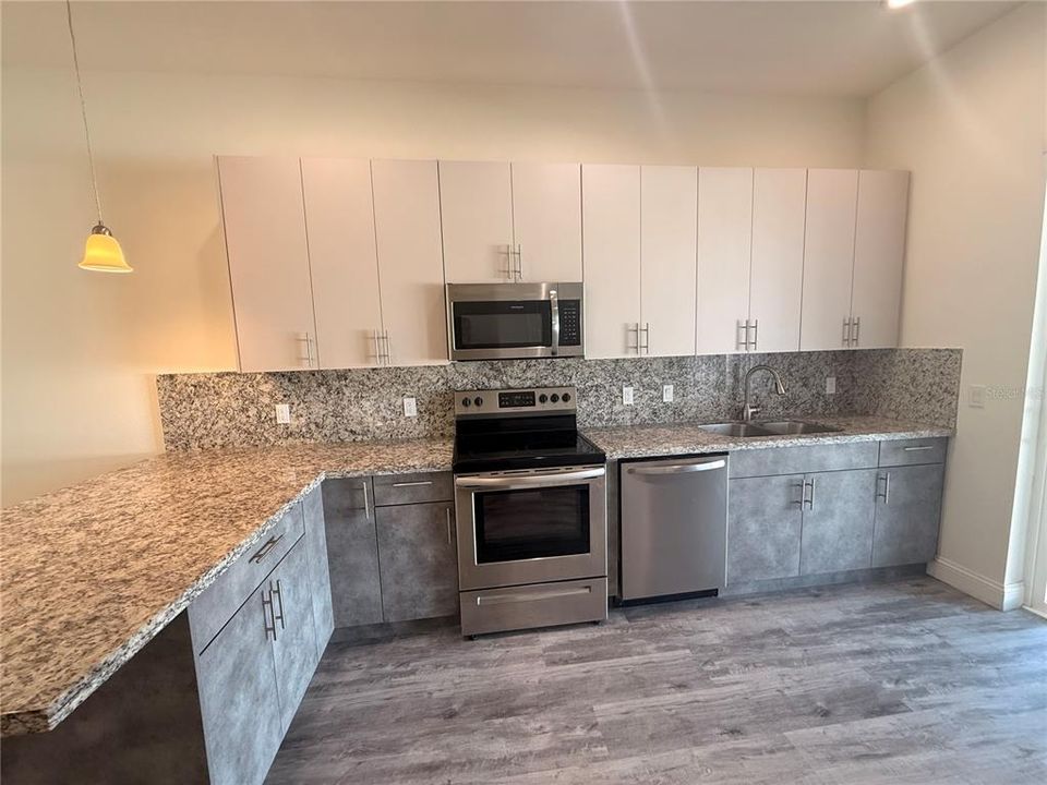 En Renta: $1,700 (3 camas, 2 baños, 1478 Pies cuadrados)