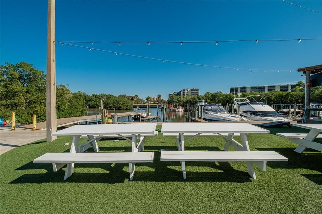 For Rent: $1,799 (2 beds, 2 baths, 1070 Square Feet)