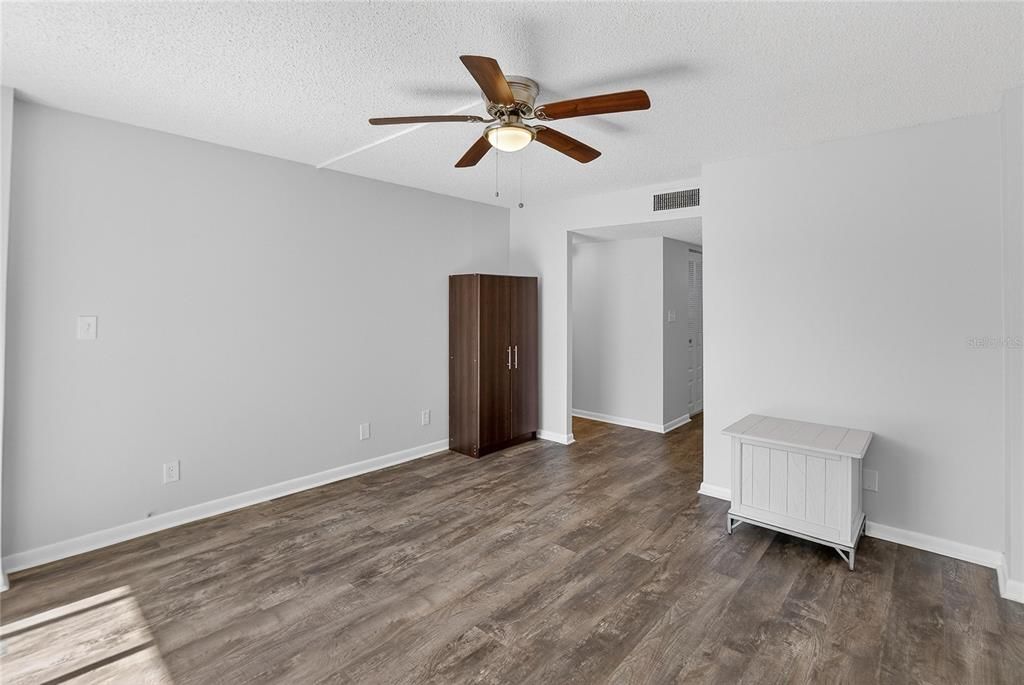 For Rent: $1,799 (2 beds, 2 baths, 1070 Square Feet)