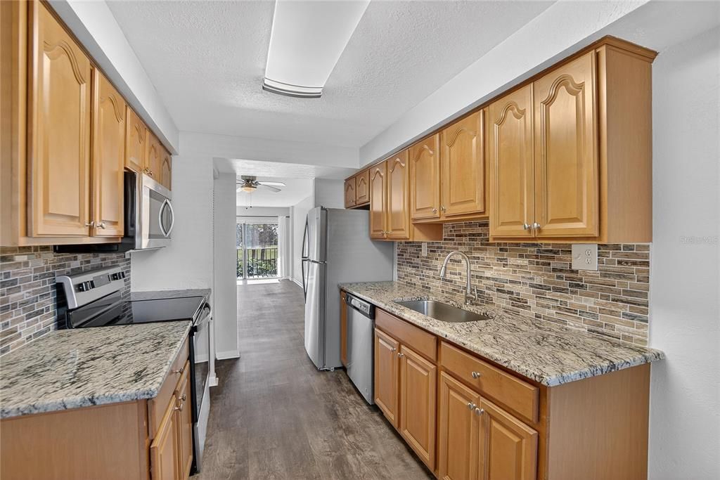 For Rent: $1,799 (2 beds, 2 baths, 1070 Square Feet)