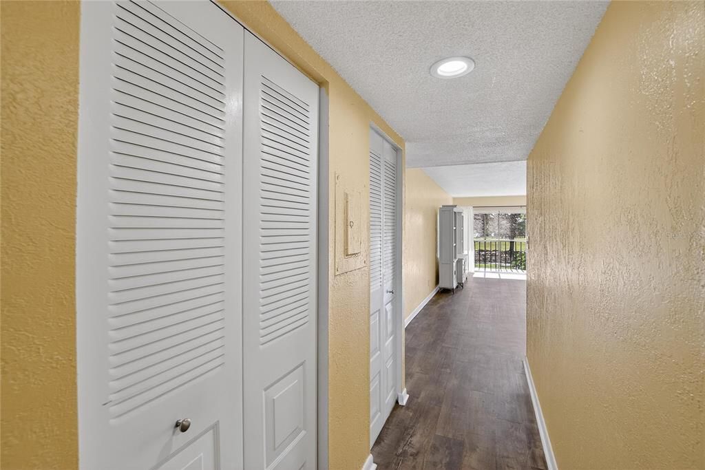 For Rent: $1,799 (2 beds, 2 baths, 1070 Square Feet)