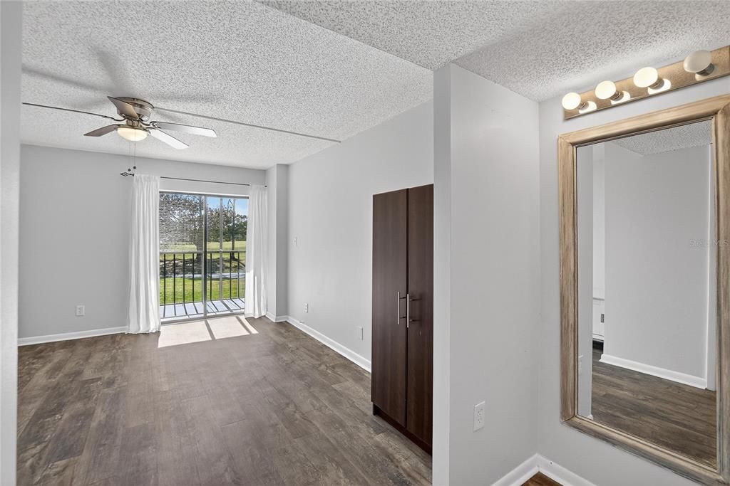 For Rent: $1,799 (2 beds, 2 baths, 1070 Square Feet)