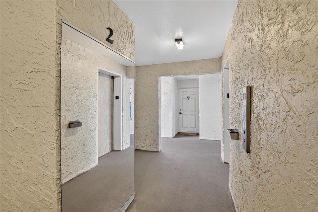 For Rent: $1,799 (2 beds, 2 baths, 1070 Square Feet)