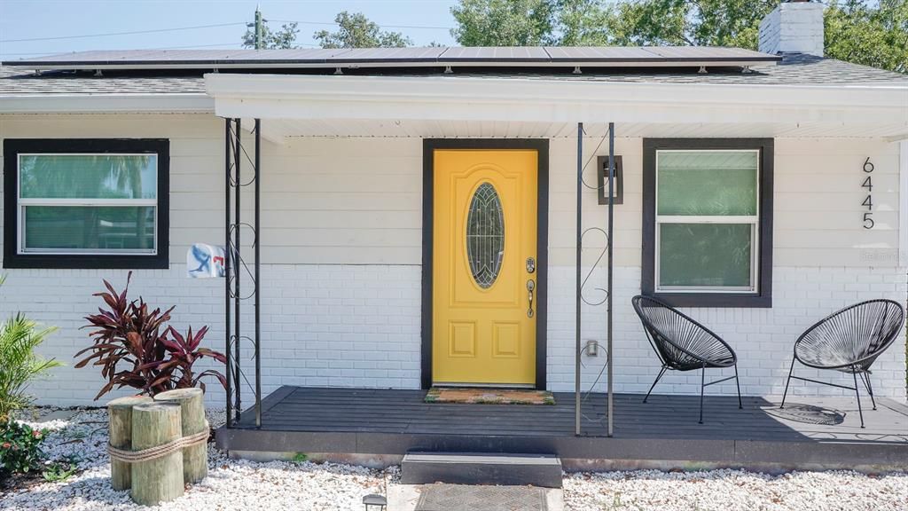 出租: $4,000 (3 贝兹, 2 浴室, 1596 平方英尺)