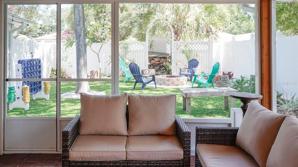 出租: $4,000 (3 贝兹, 2 浴室, 1596 平方英尺)