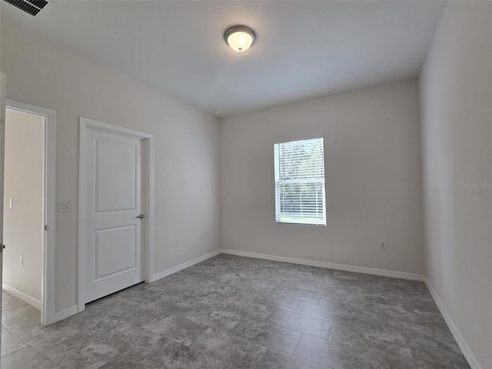 For Rent: $1,700 (3 beds, 2 baths, 1230.5 Square Feet)