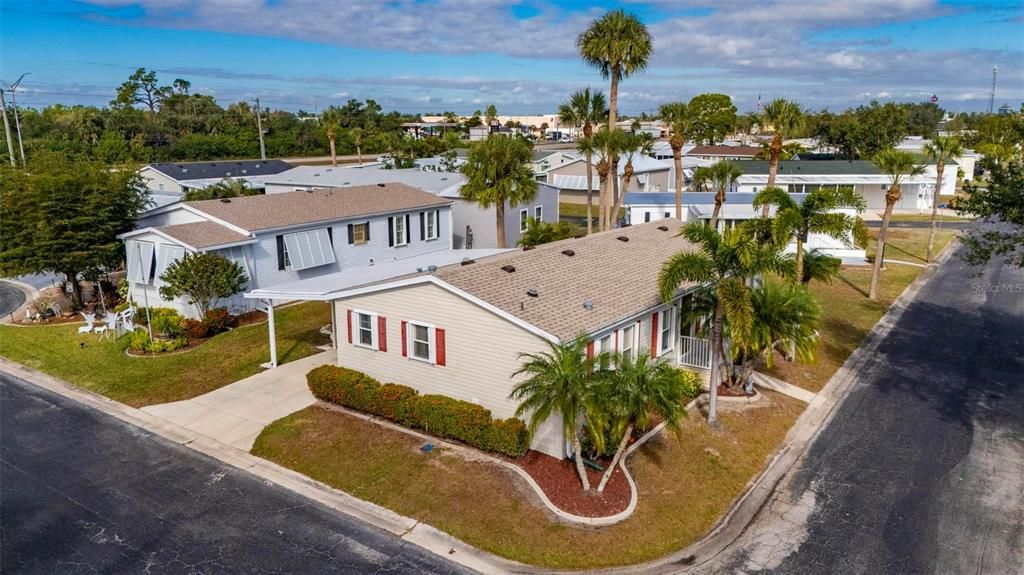 For Sale: $180,000 (3 beds, 2 baths, 1296 Square Feet)